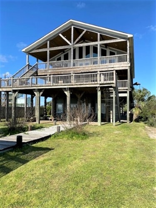 Rent the LA PESCA LODGE from Port O'Connor Rentals!